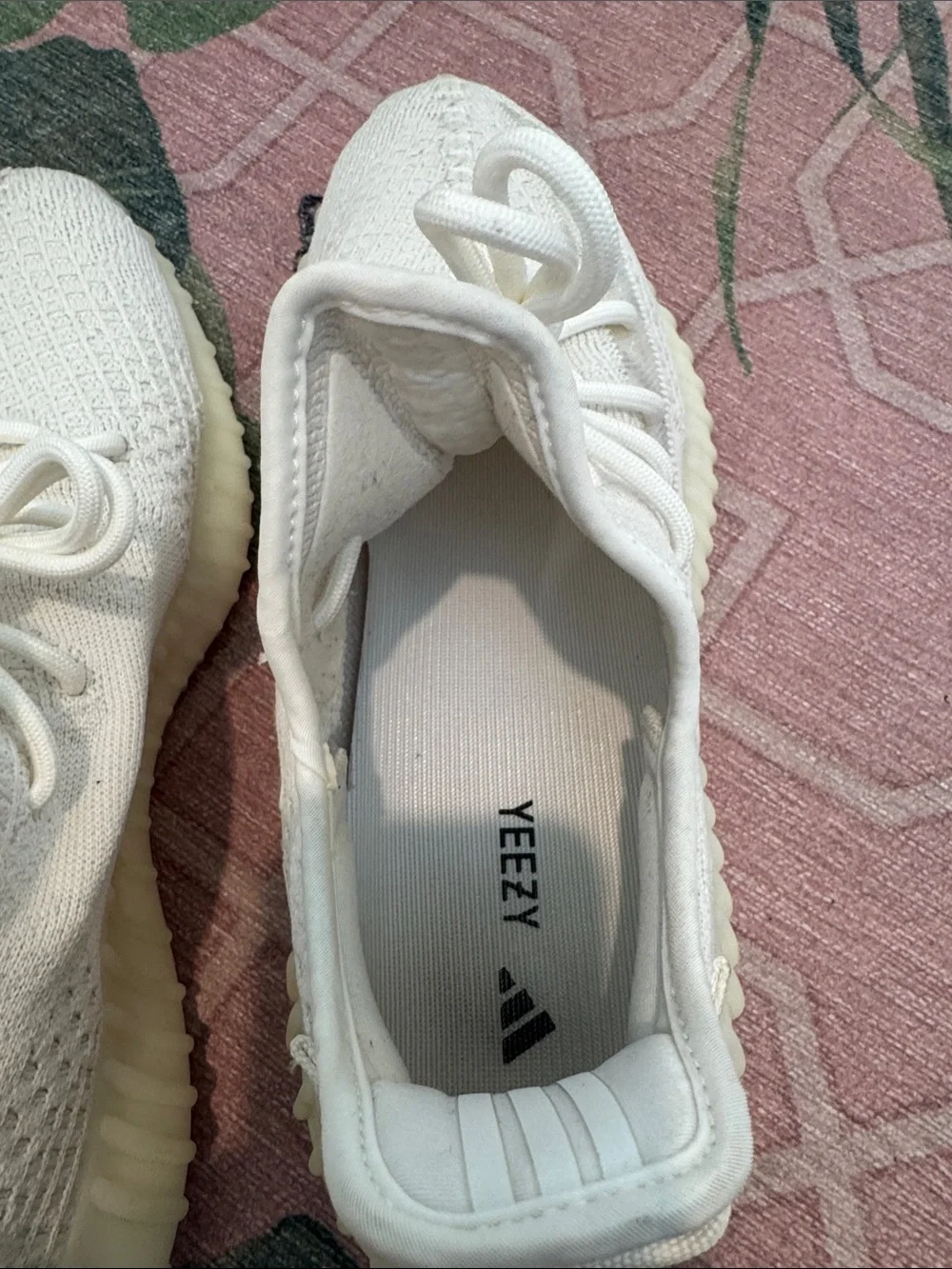 Yeezy Boost 350 V2 Bone Cream White Sneakers authentic size 11